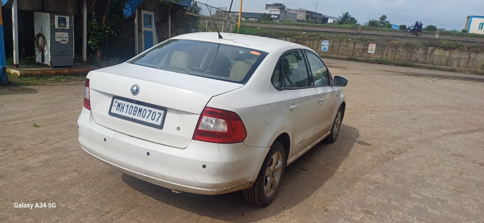 Skoda Rapid(2011-2014) Active 1.6 Tdi Cr Mt